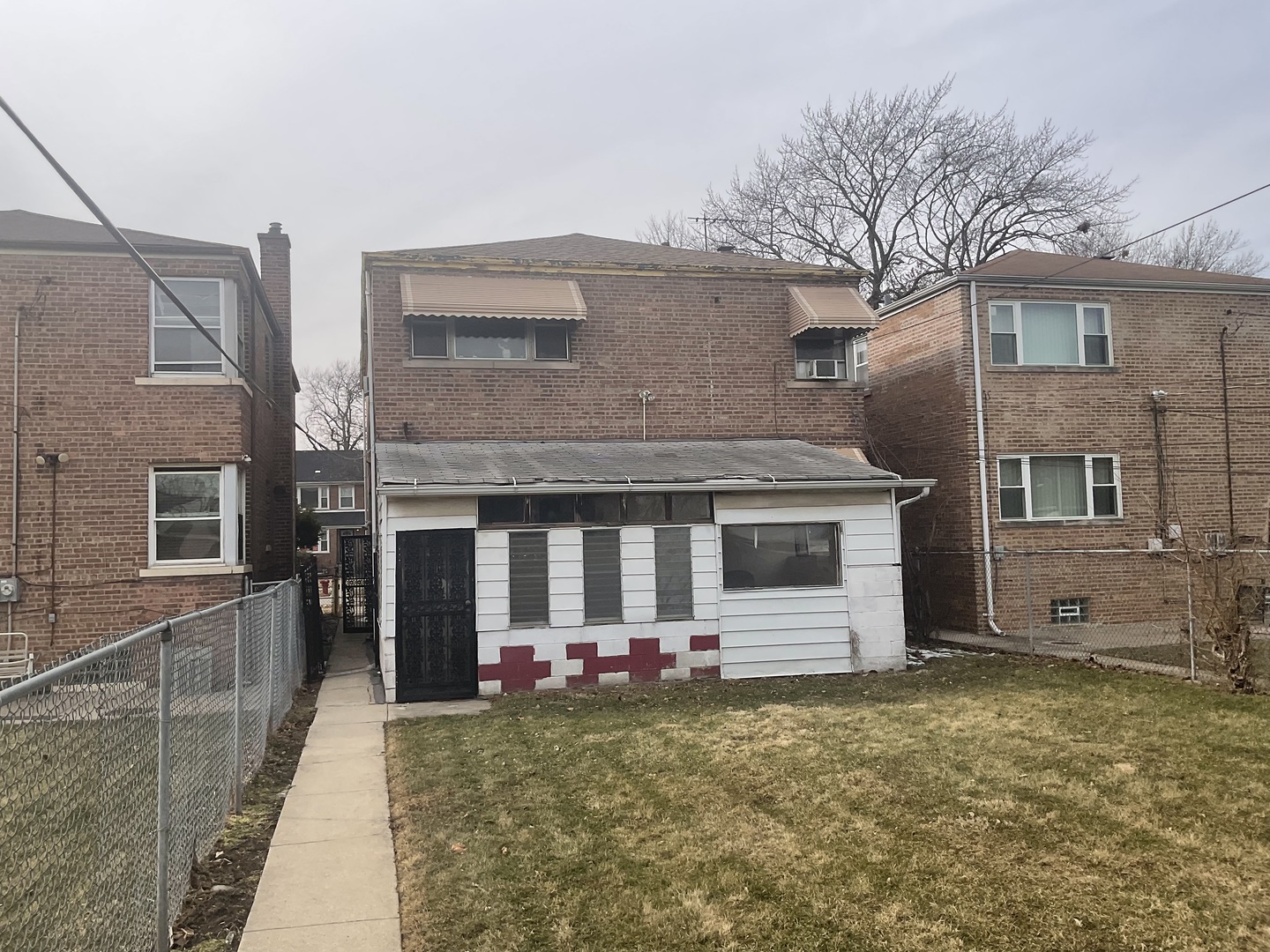 10929 S Eberhart Avenue, Chicago, IL 60628