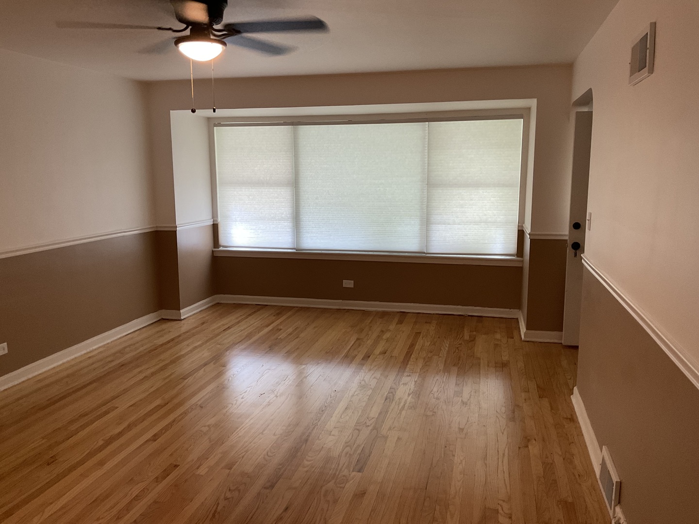 10929 S Eberhart Avenue, Chicago, IL 60628