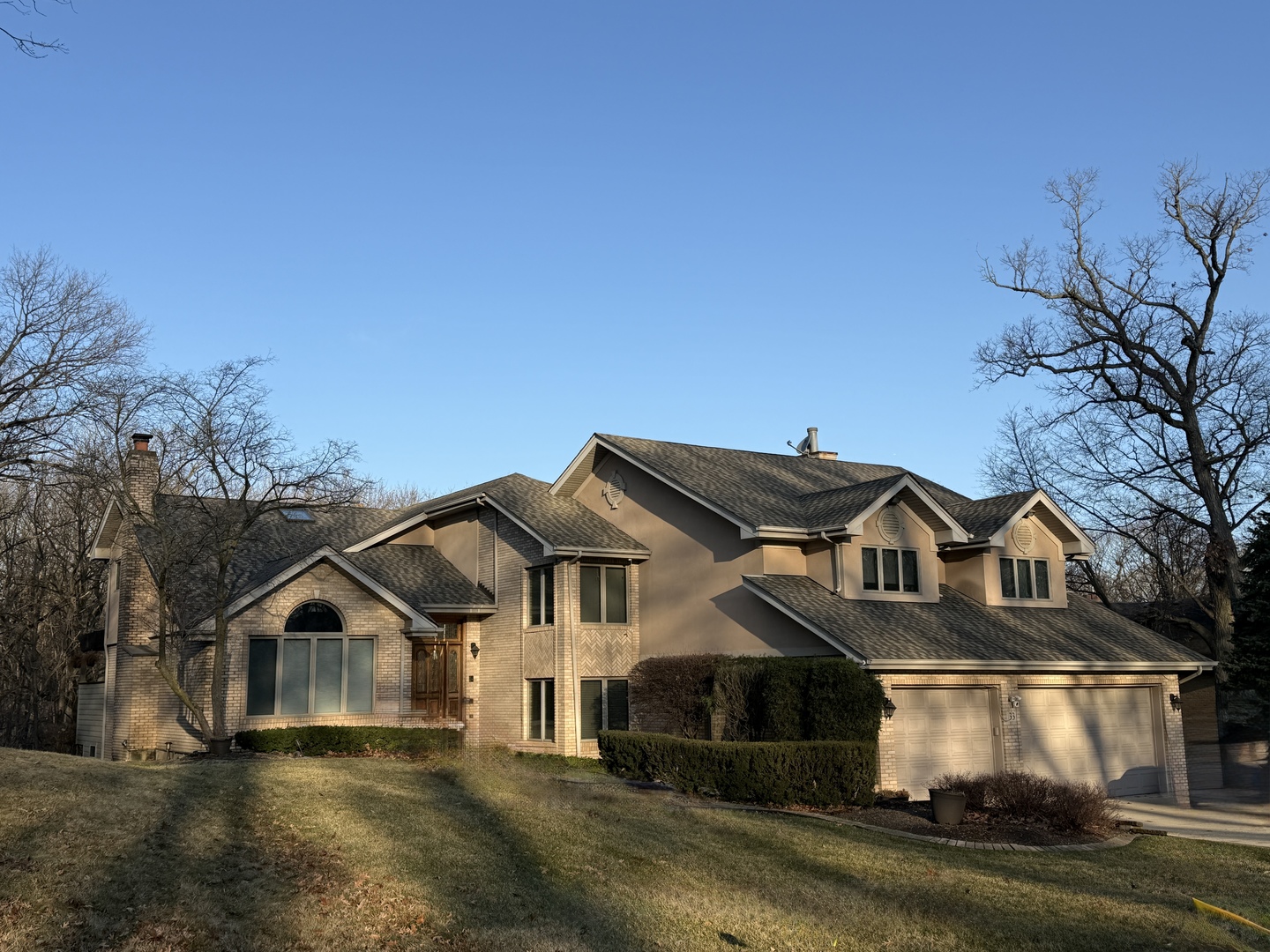 33 W Eureka Drive, Lemont, IL 60439