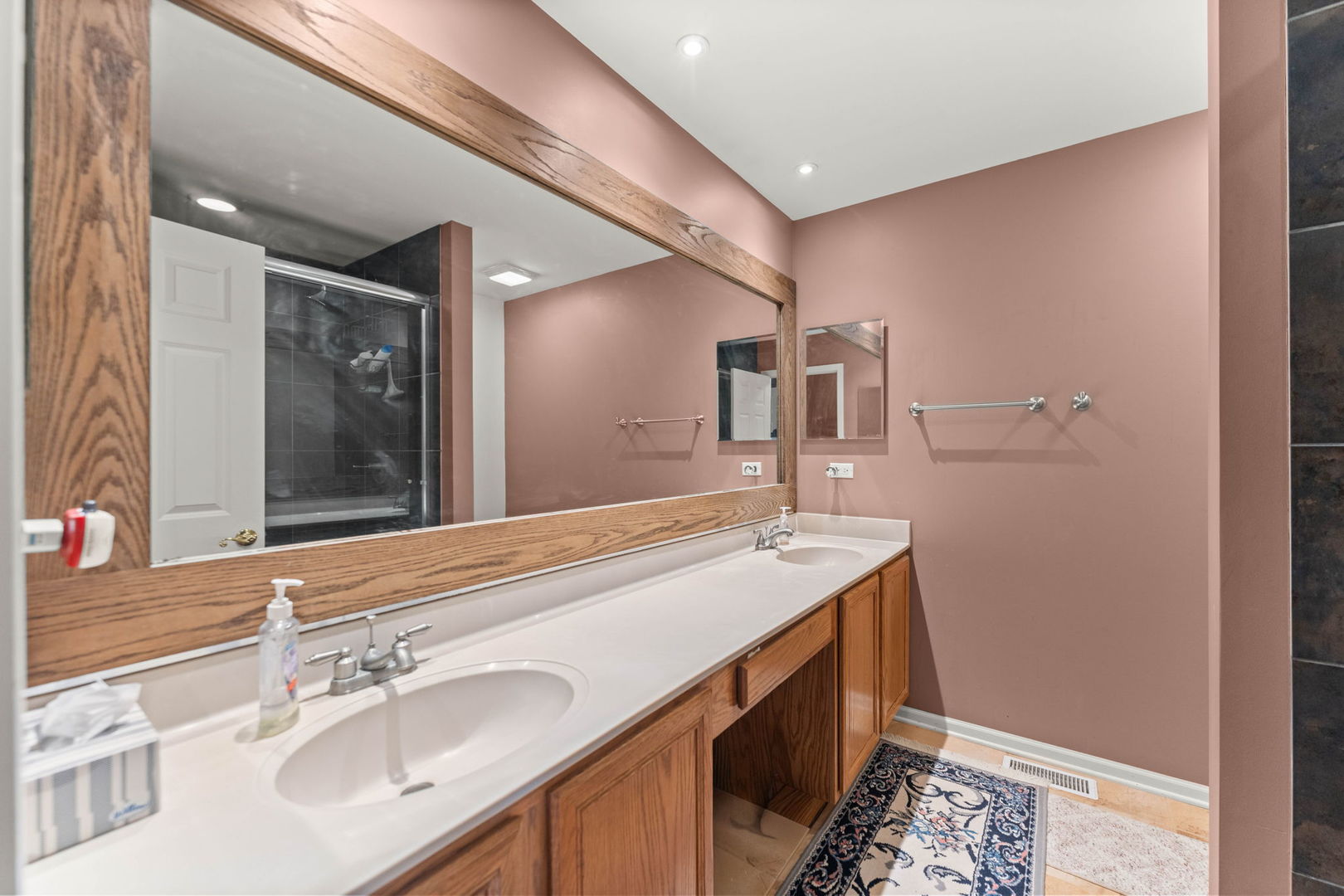 2713 Whitlock Drive, Darien, IL 60561