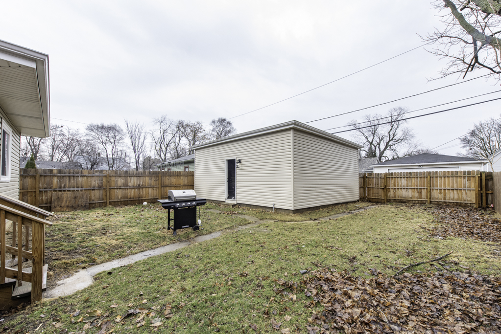 705 Massena Avenue, Waukegan, IL 60085