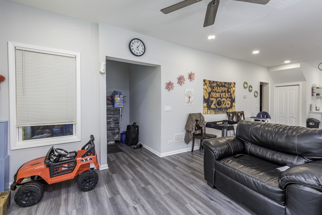 705 Massena Avenue, Waukegan, IL 60085