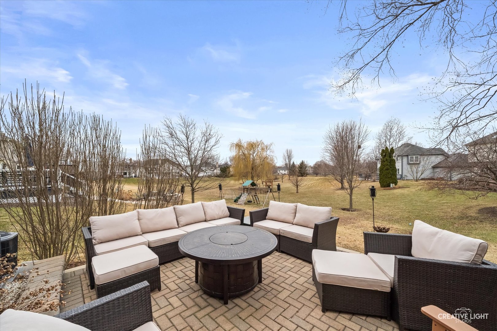 1909 Montclair Drive, Naperville, IL 60565