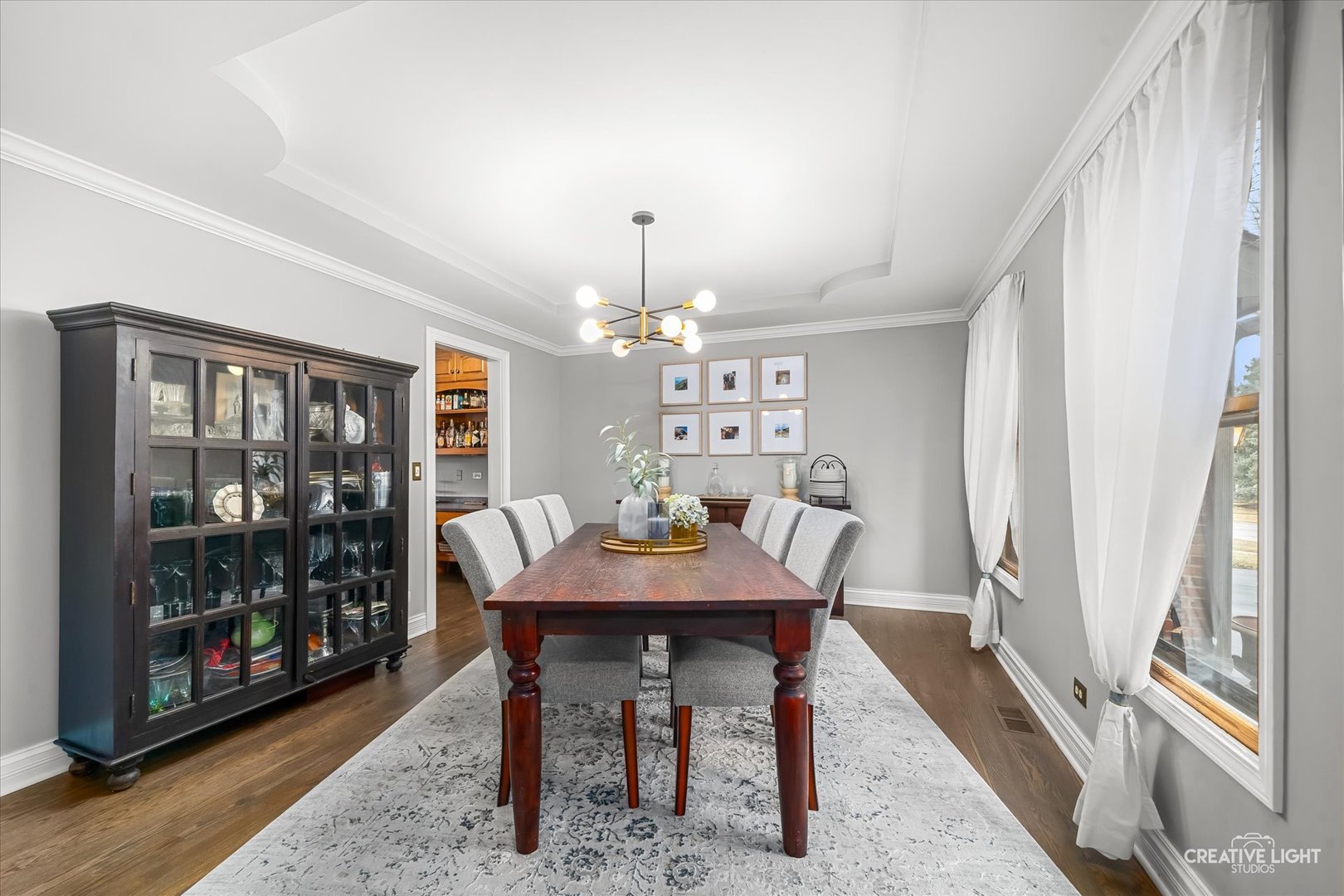 1909 Montclair Drive, Naperville, IL 60565