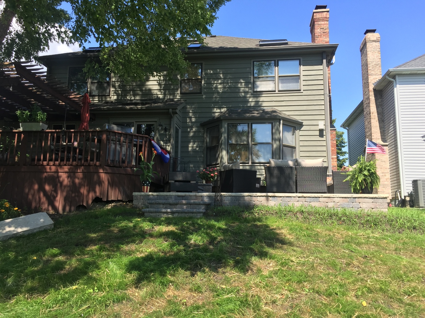 1909 Montclair Drive, Naperville, IL 60565