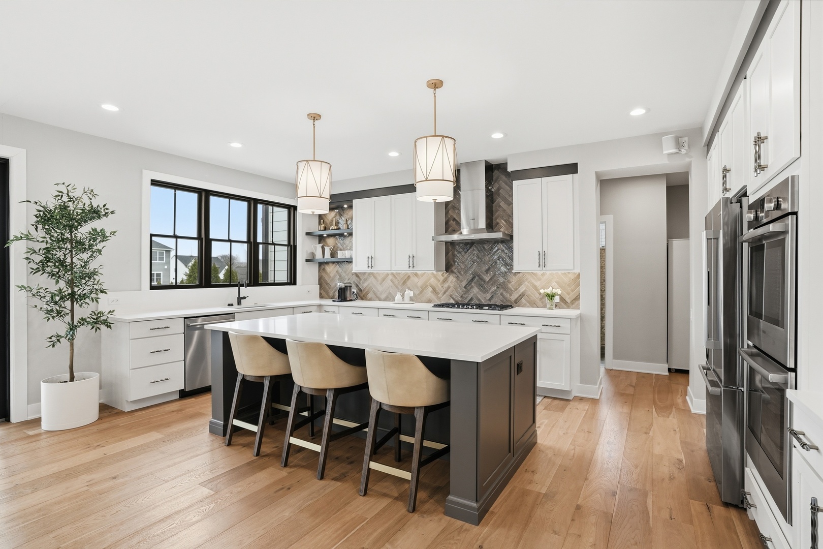 9727 Dunegrass Way, St. John, IN 46373