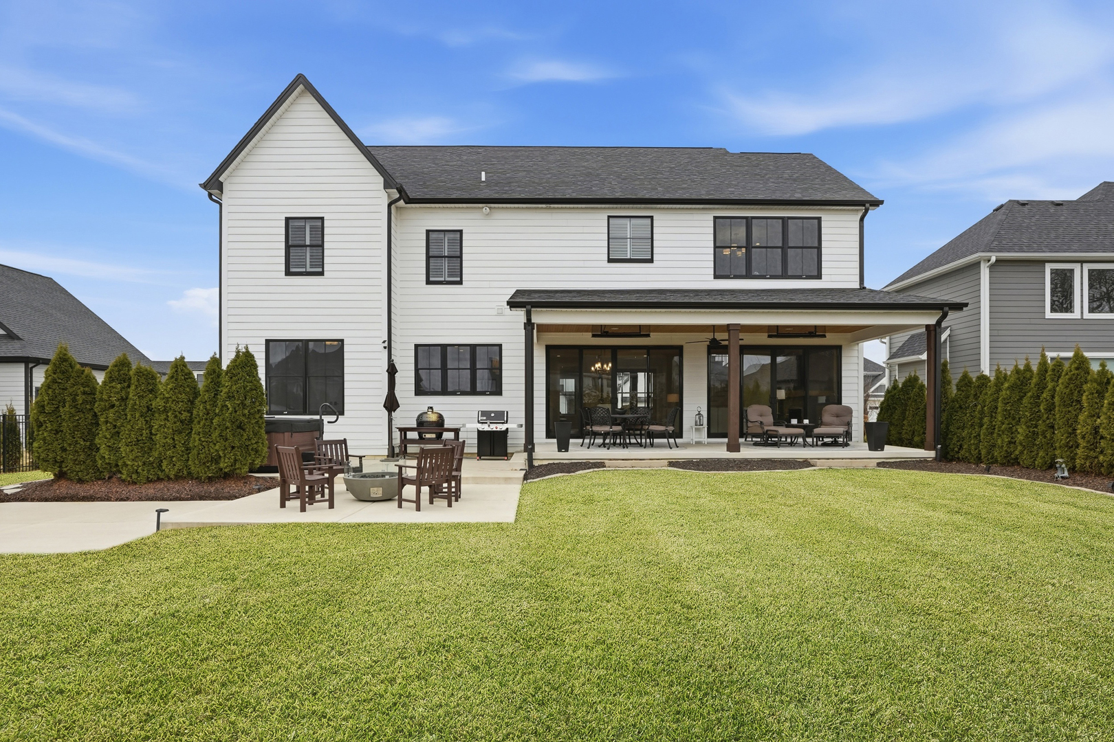 9727 Dunegrass Way, St. John, IN 46373