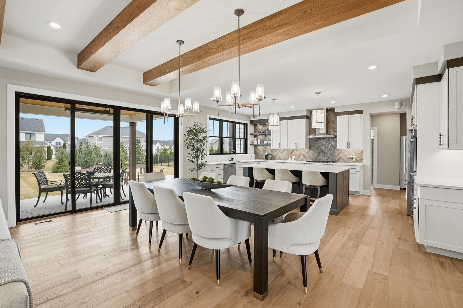 9727 Dunegrass Way, St. John, IN 46373