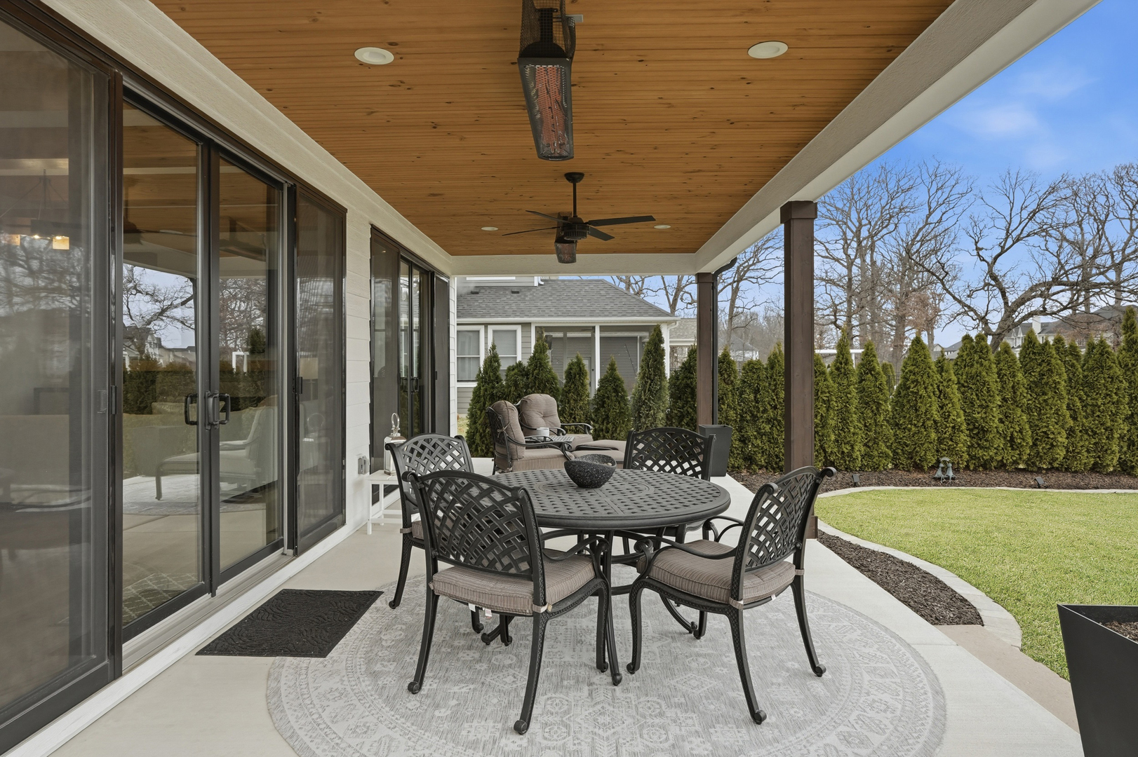 9727 Dunegrass Way, St. John, IN 46373