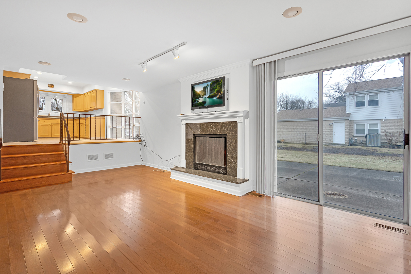 3501 Lawson Road, Glenview, IL 60026