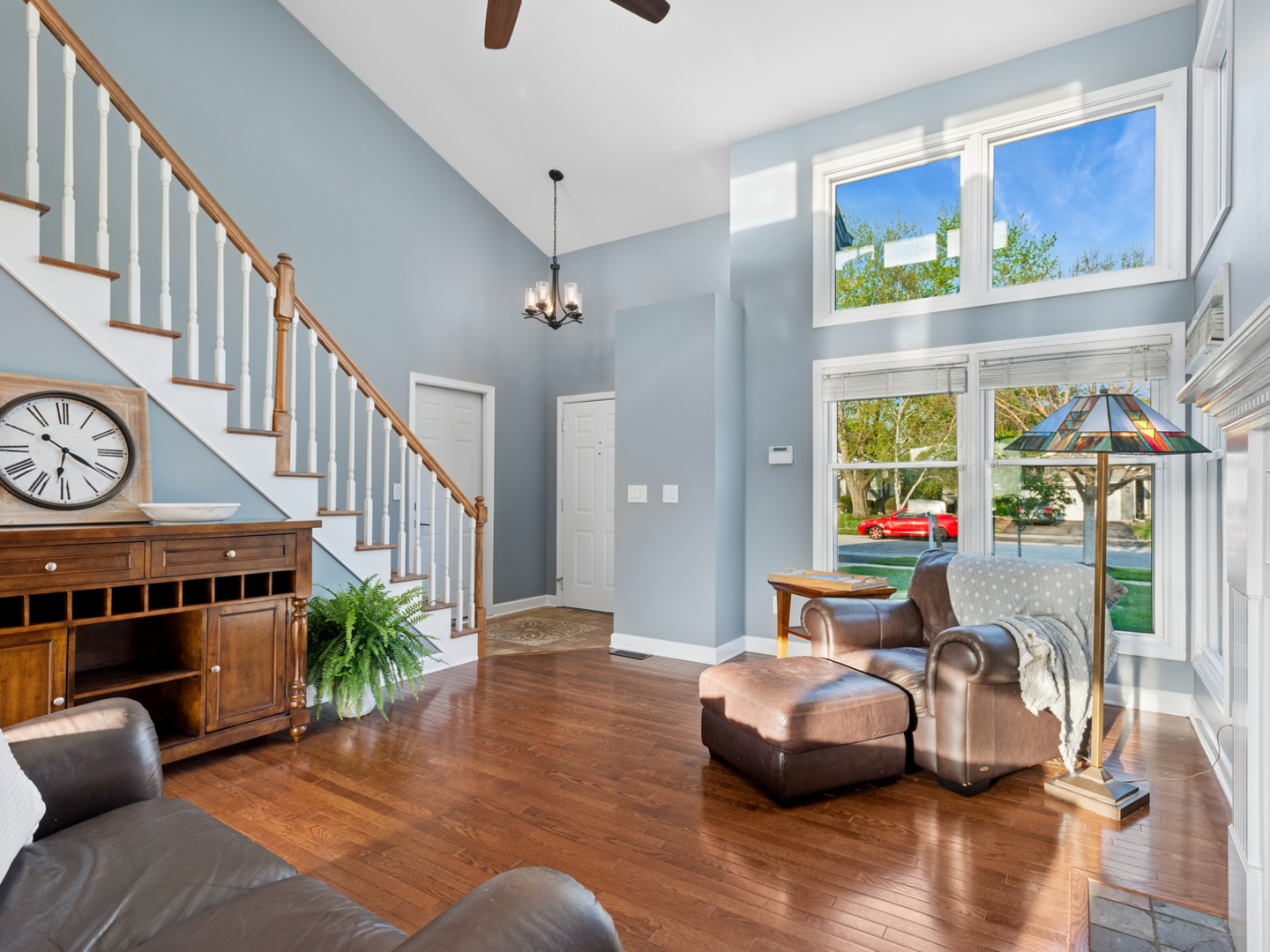 304 N SYCAMORE Lane, North Aurora, IL 60542