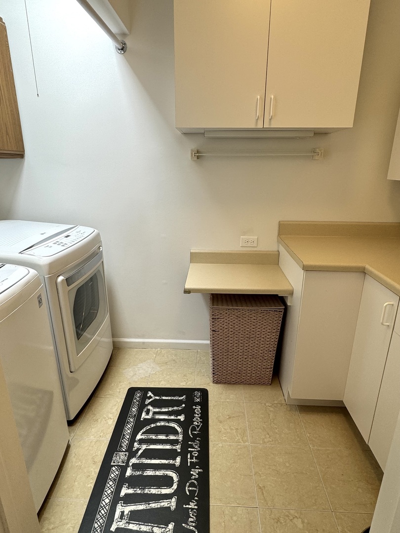 1009 Arbor Court, Mount Prospect, IL 60056