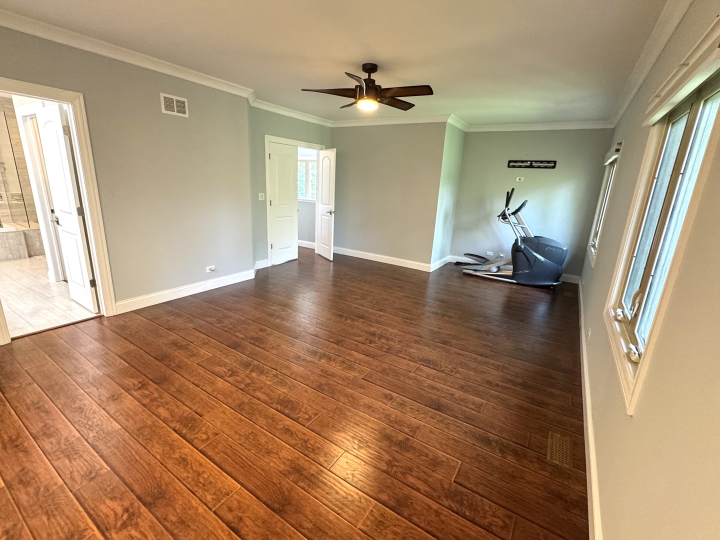 1009 Arbor Court, Mount Prospect, IL 60056