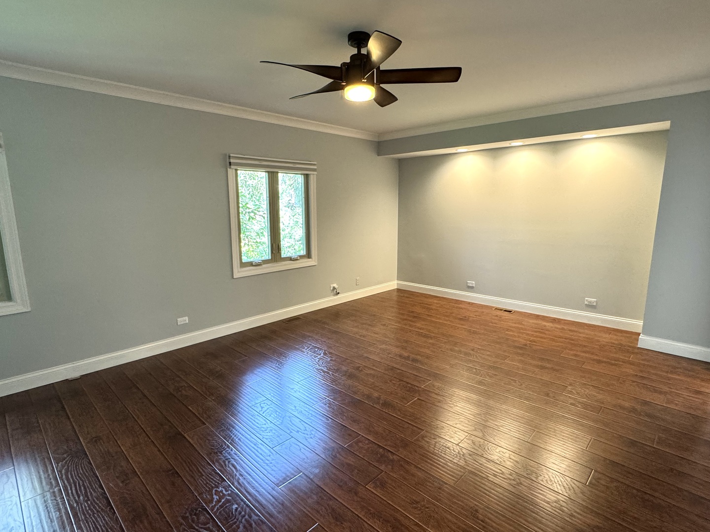 1009 Arbor Court, Mount Prospect, IL 60056