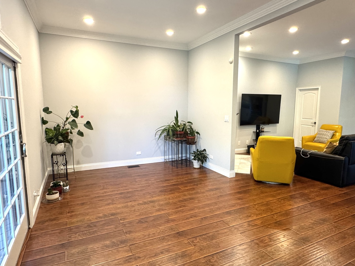 1009 Arbor Court, Mount Prospect, IL 60056