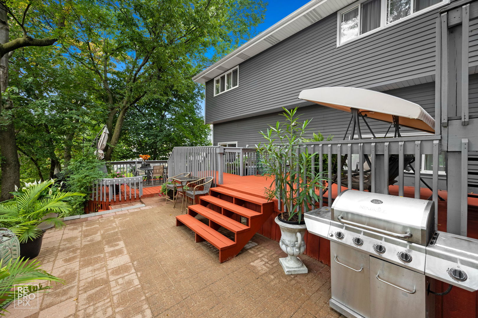 402 Stephen Street, Lemont, IL 60439