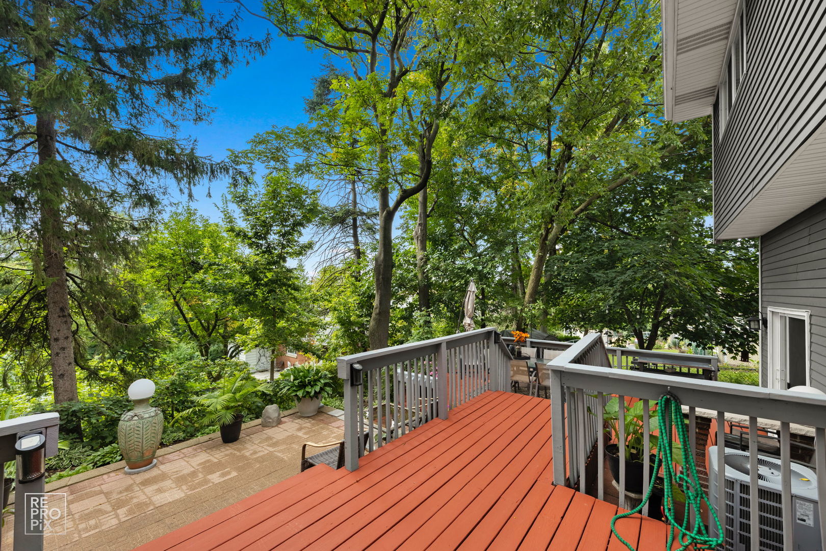 402 Stephen Street, Lemont, IL 60439