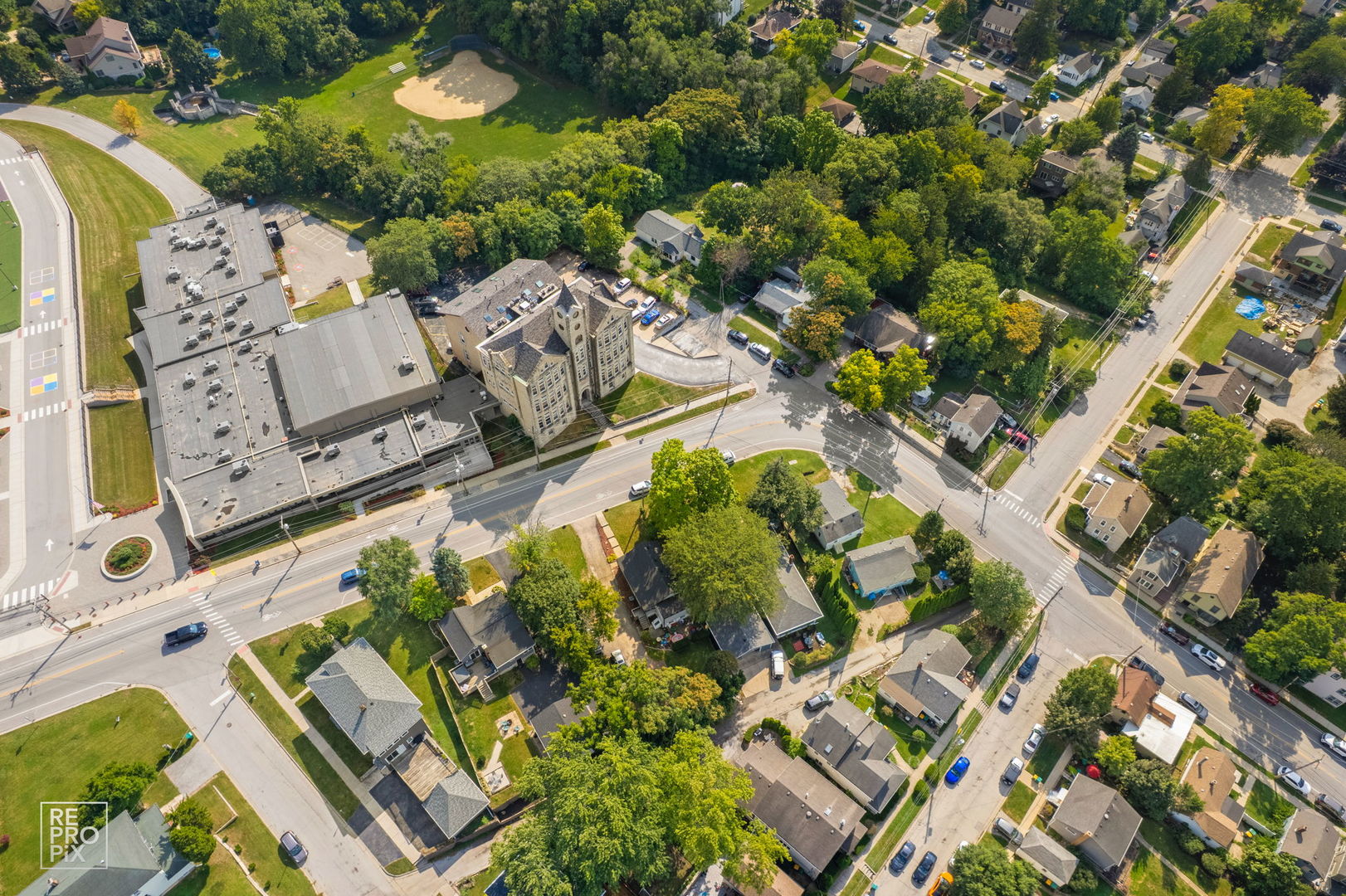 402 Stephen Street, Lemont, IL 60439