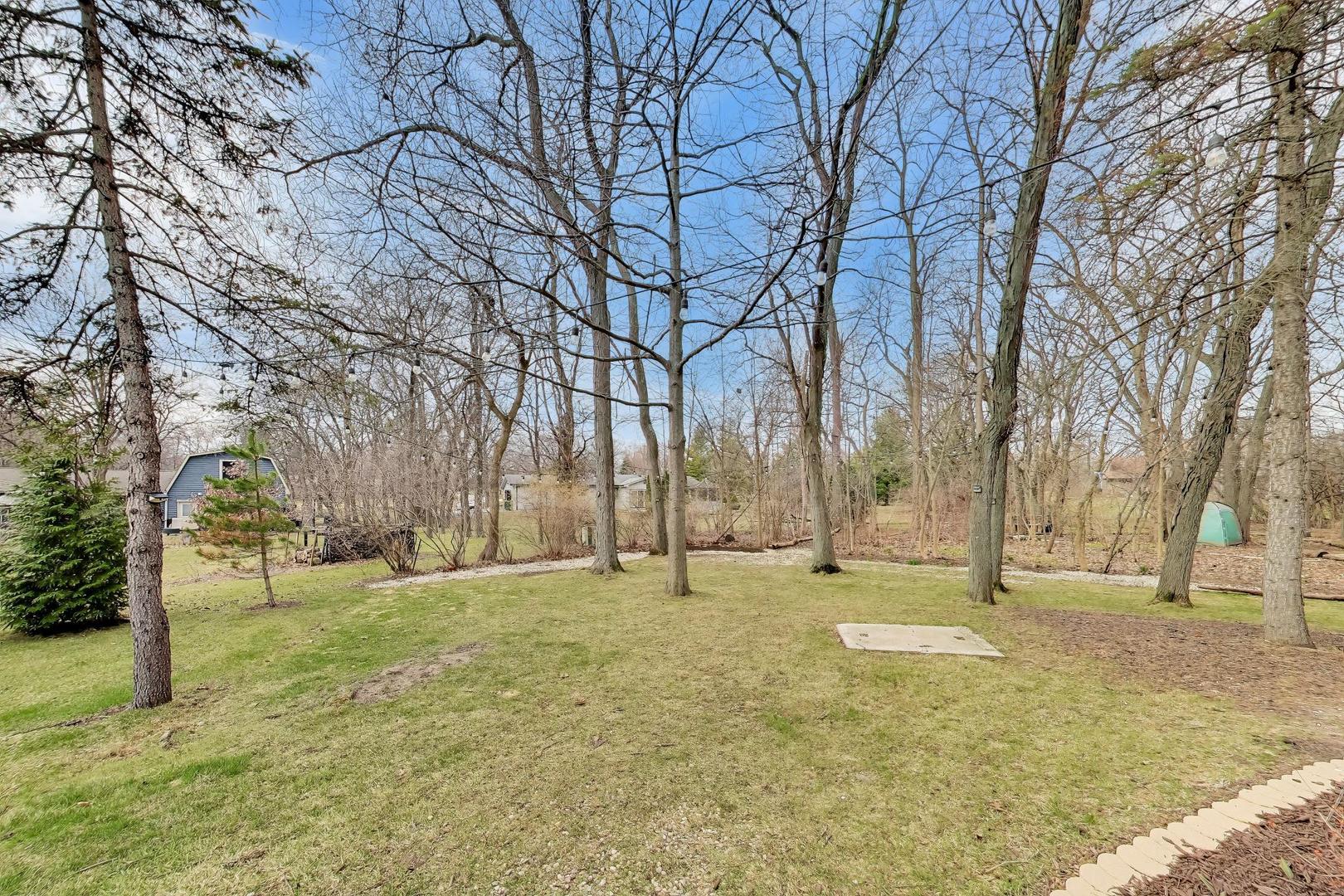 1 Aberdeen Road, Hawthorn Woods, IL 60047