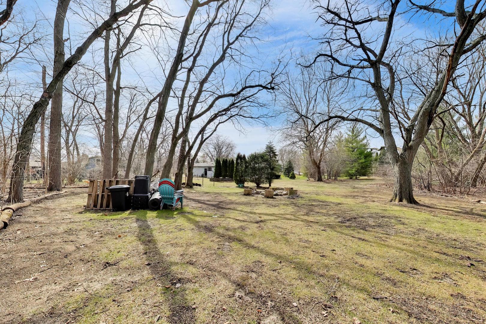 1 Aberdeen Road, Hawthorn Woods, IL 60047