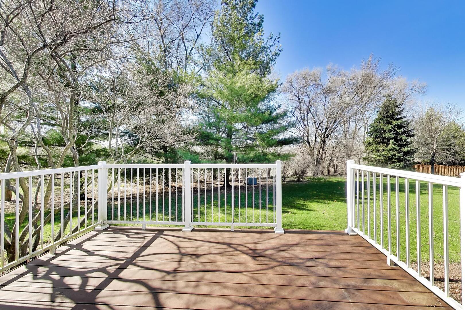 985 Oak Ridge Boulevard, Elgin, IL 60120