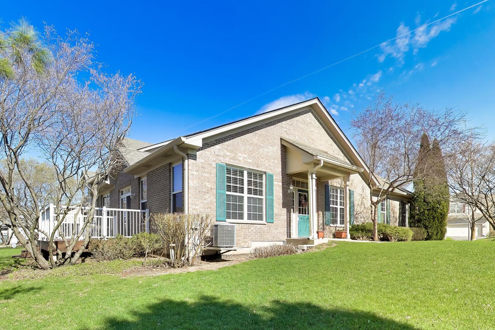 985 Oak Ridge Boulevard, Elgin, IL 60120