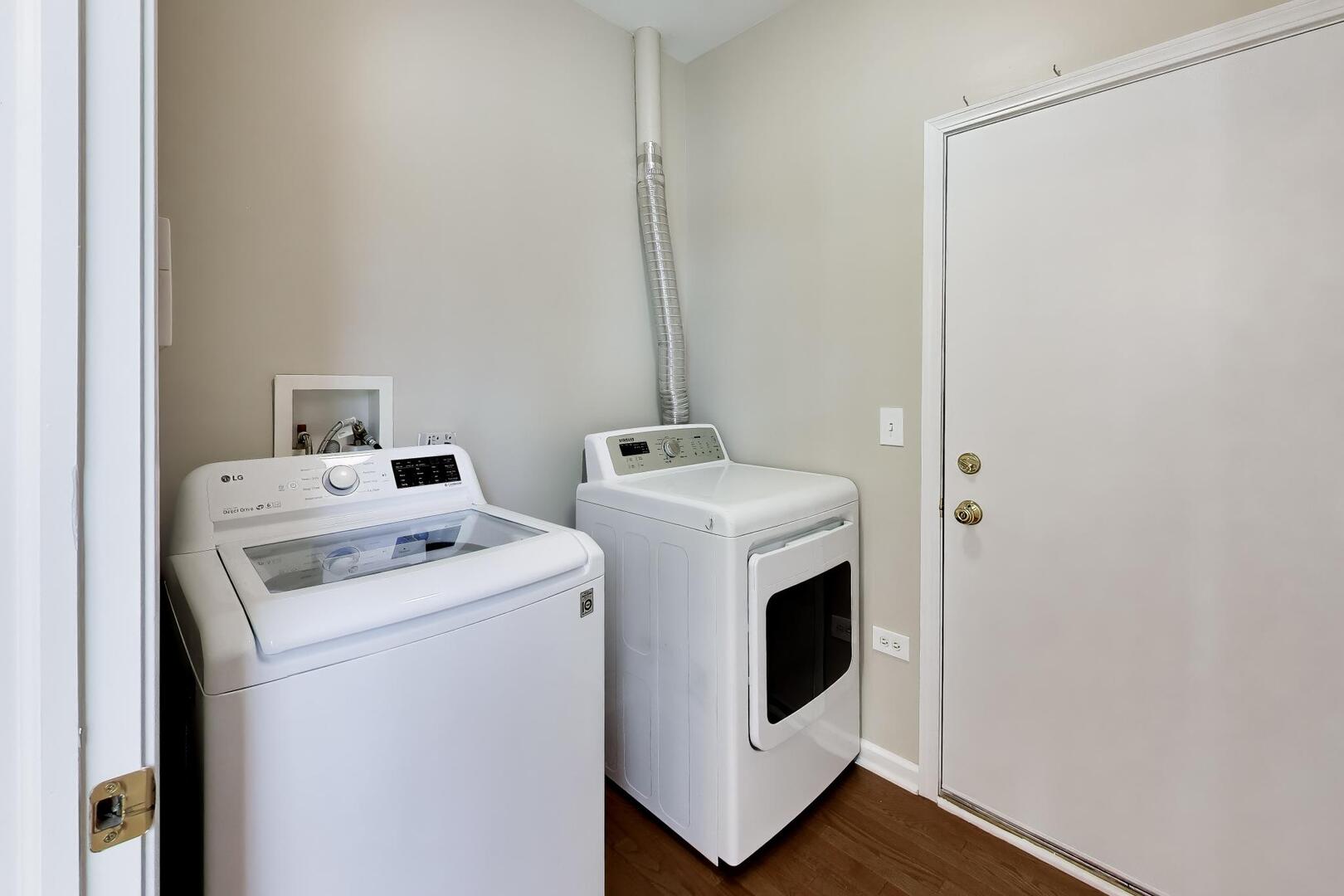 985 Oak Ridge Boulevard, Elgin, IL 60120