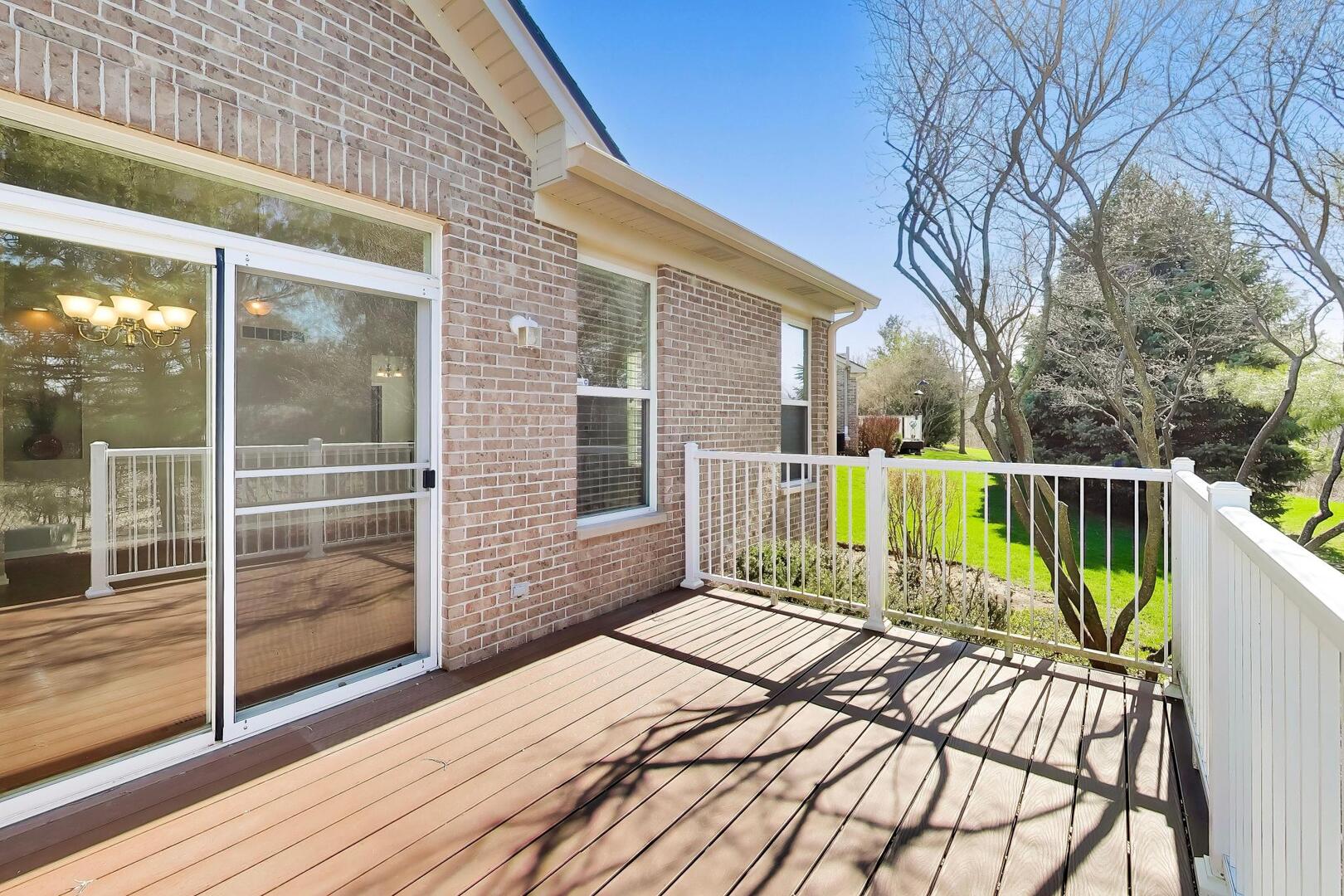 985 Oak Ridge Boulevard, Elgin, IL 60120