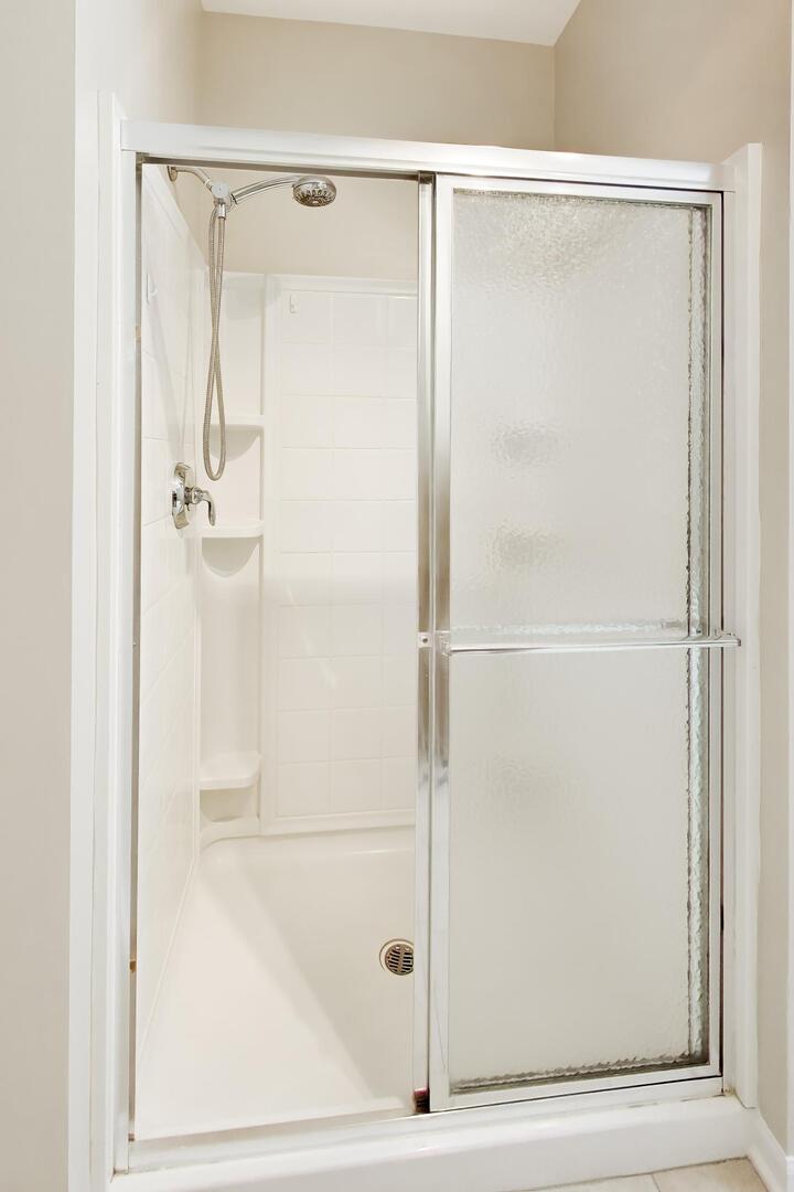 985 Oak Ridge Boulevard, Elgin, IL 60120