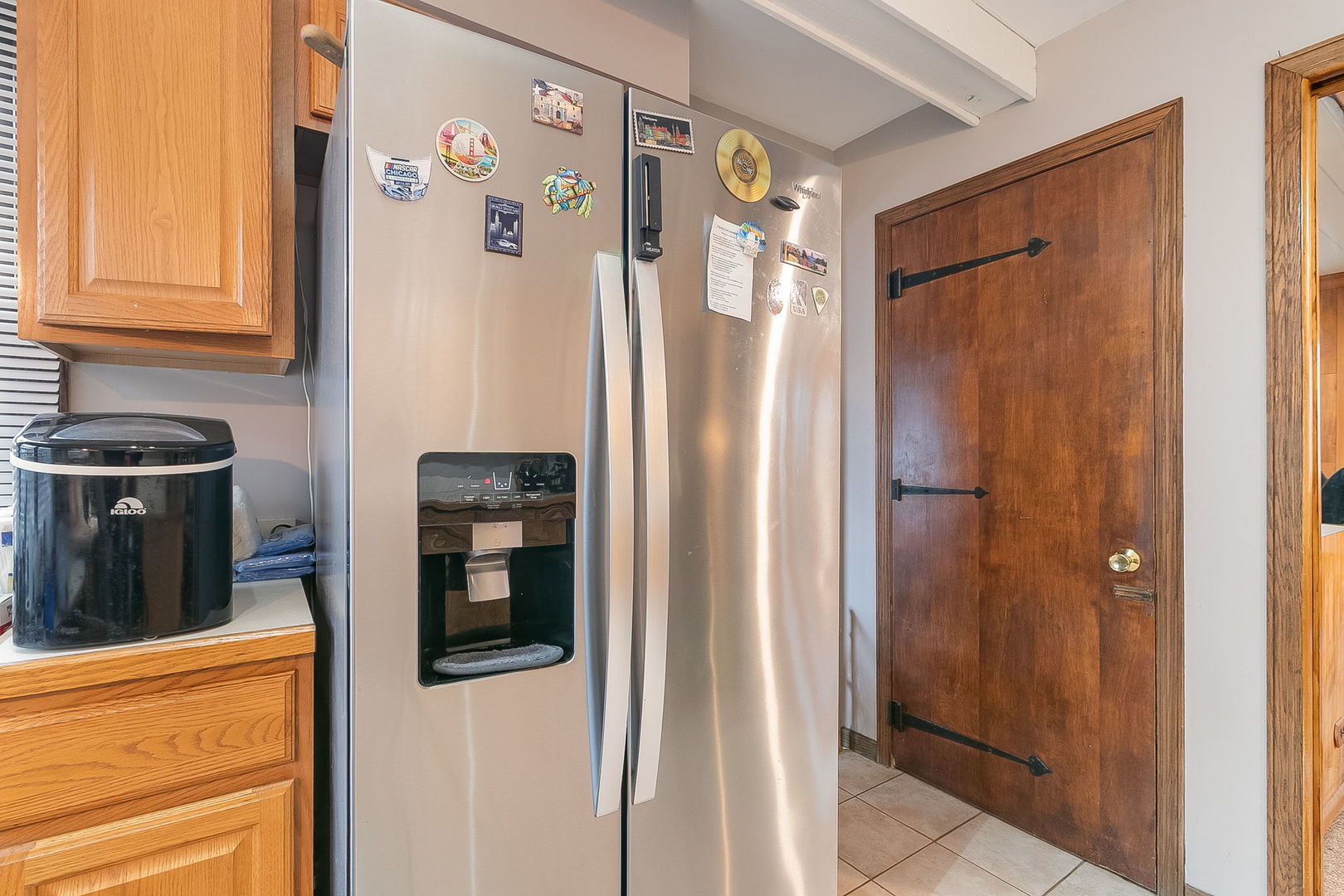 9215 S 83rd Avenue, Hickory Hills, IL 60457