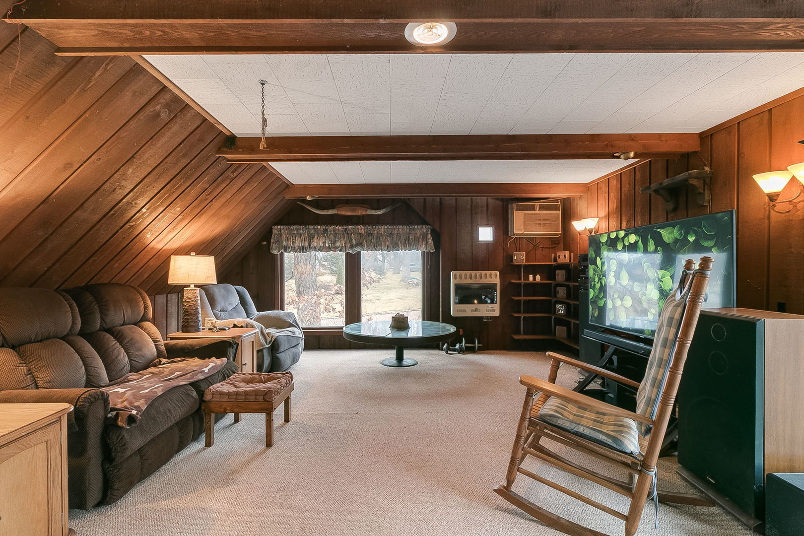 9215 S 83rd Avenue, Hickory Hills, IL 60457