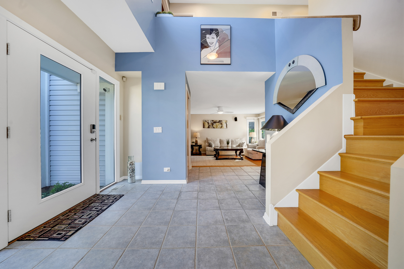 417 Lake Shore Boulevard, Wauconda, IL 60084