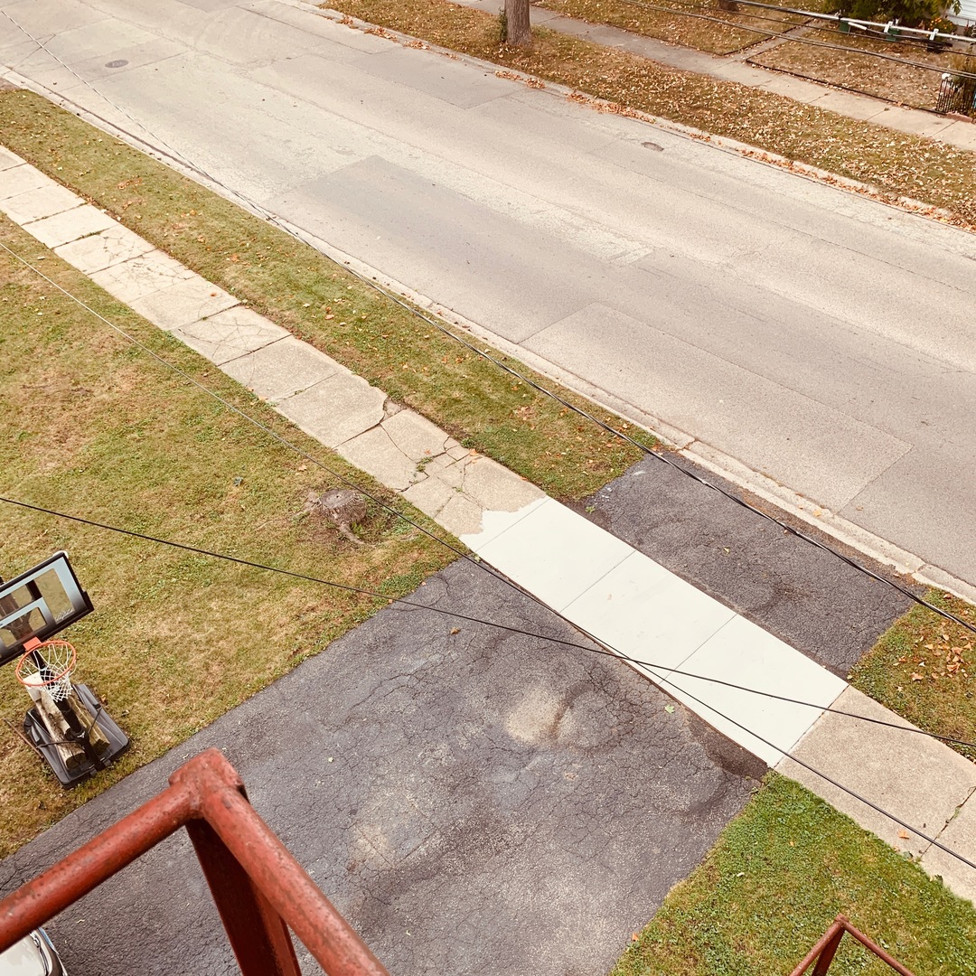 2900 ENOCH Avenue #1, Zion, IL 60099