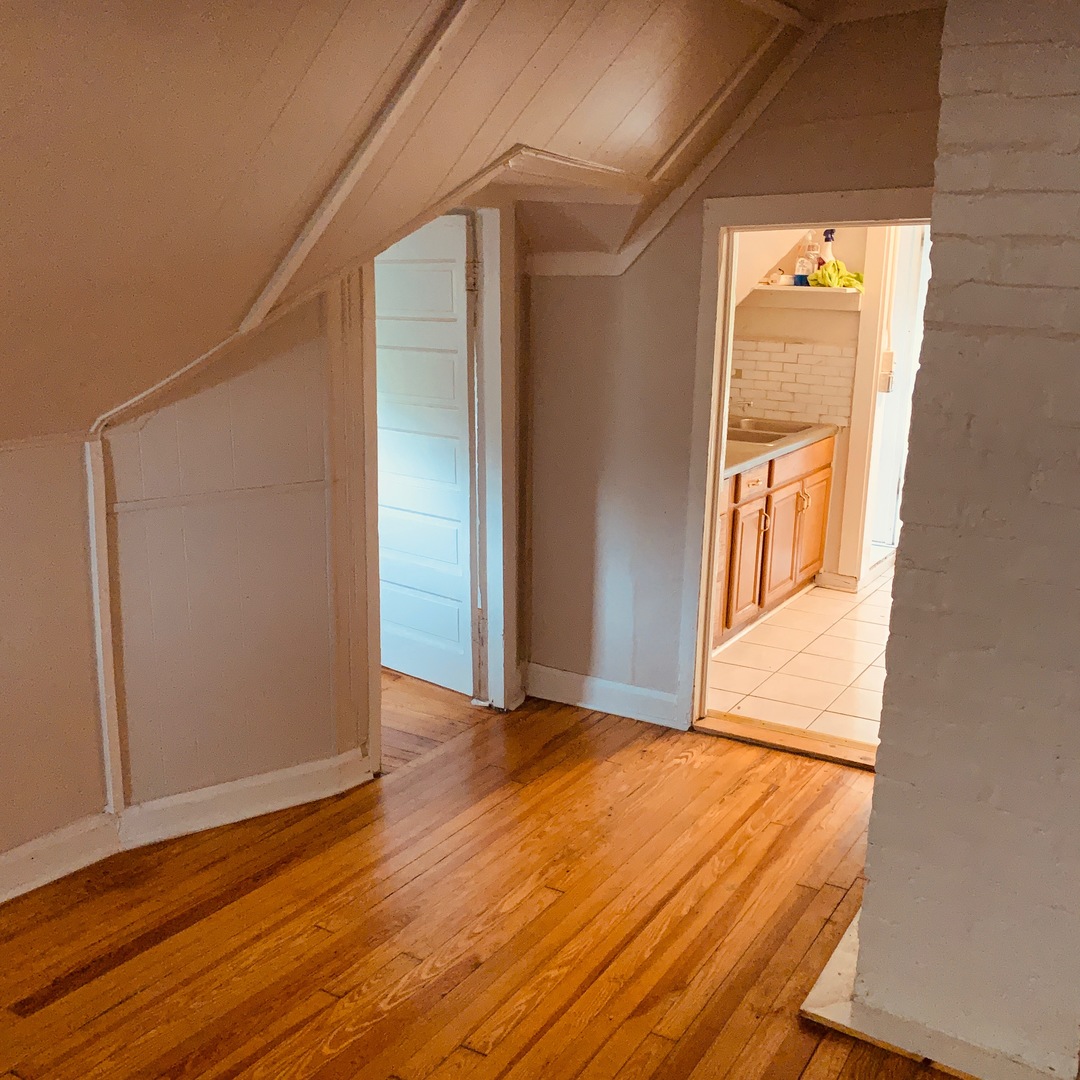 2900 ENOCH Avenue #1, Zion, IL 60099