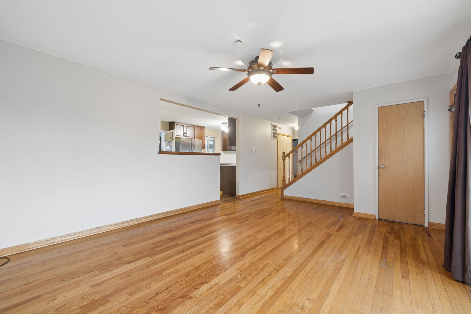 9136 Pembroke Lane, Bridgeview, IL 60455