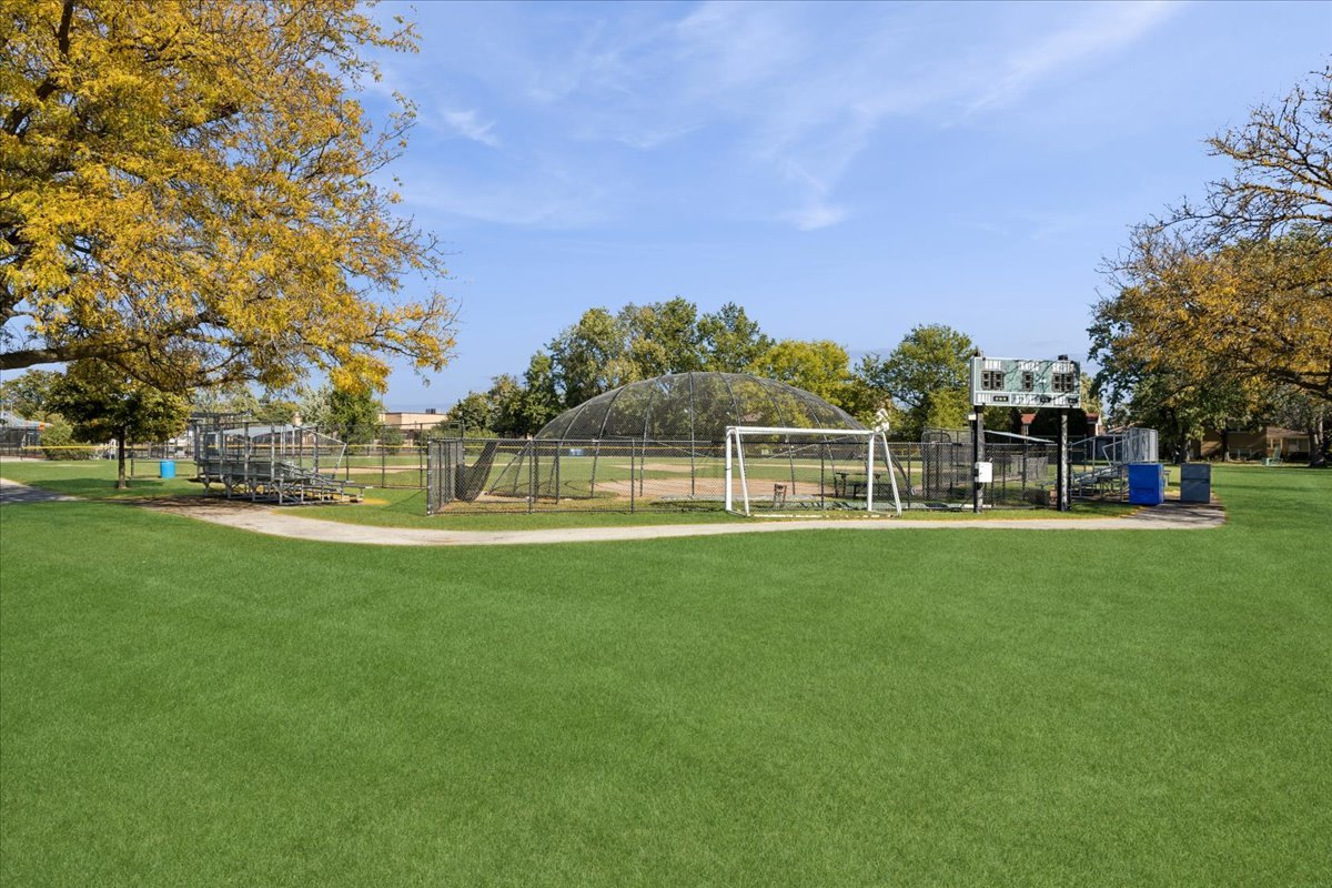 1803 Balmoral Avenue, Westchester, IL 60154