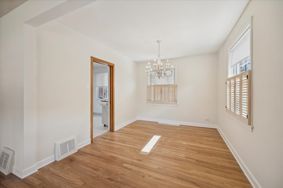 1803 Balmoral Avenue, Westchester, IL 60154