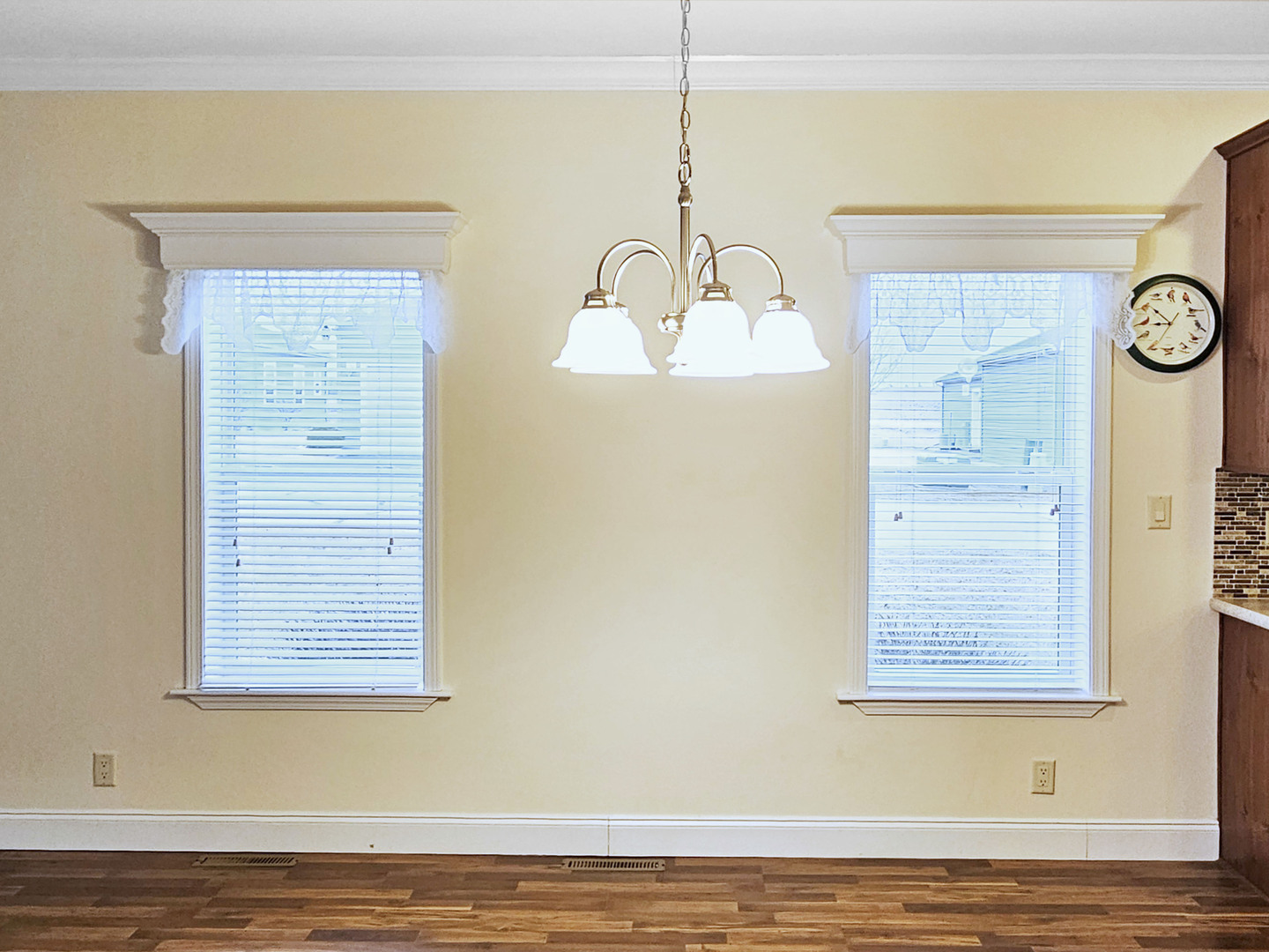 1521 Meadow View Lane, Grayslake, IL 60030