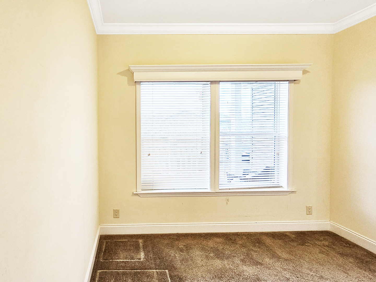 1521 Meadow View Lane, Grayslake, IL 60030