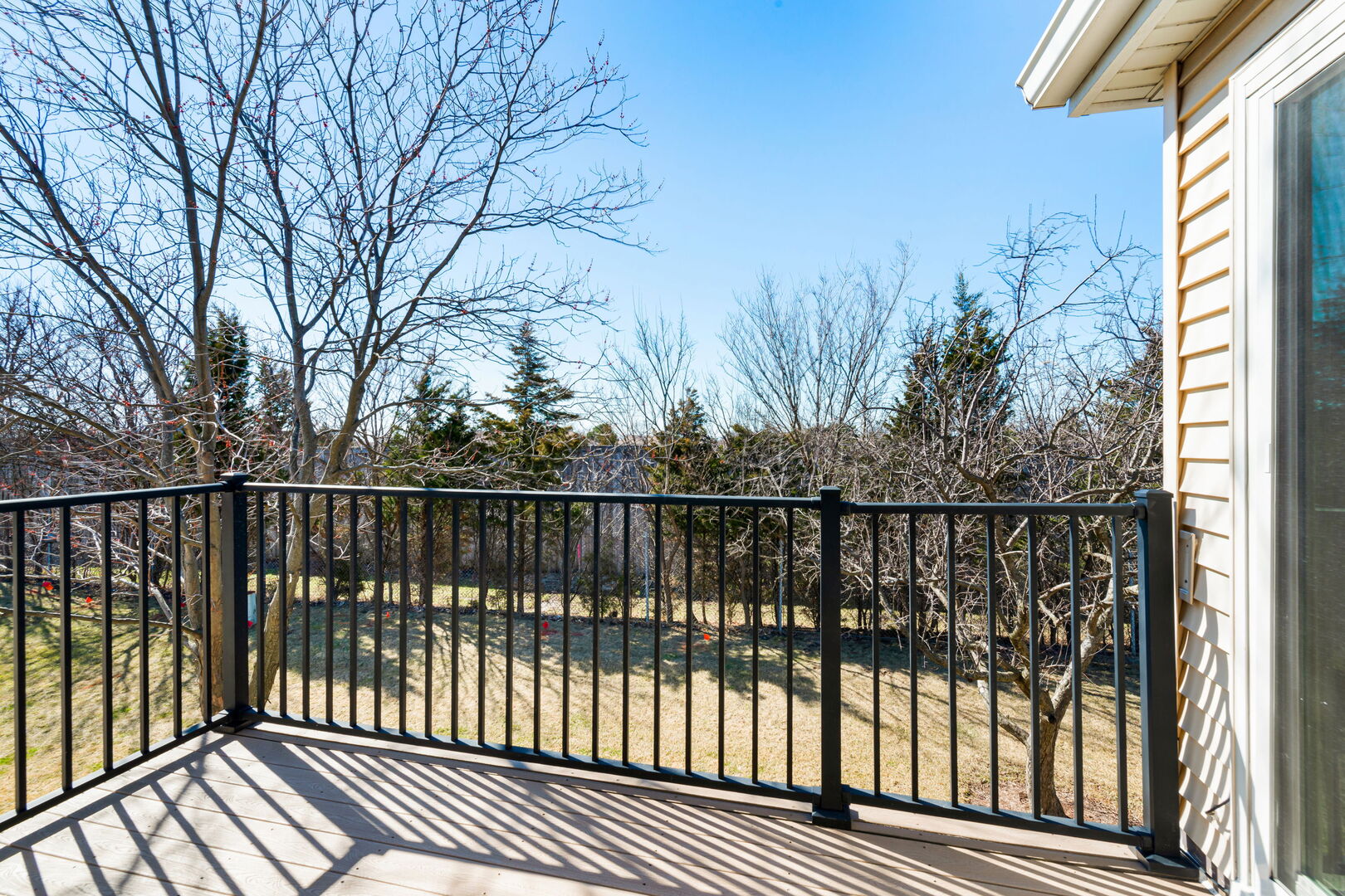 7000 Sussex Court #204, Woodridge, IL 60517