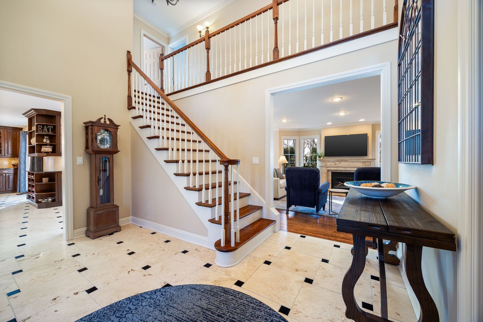 38 Ferndale Road, Deer Park, IL 60010