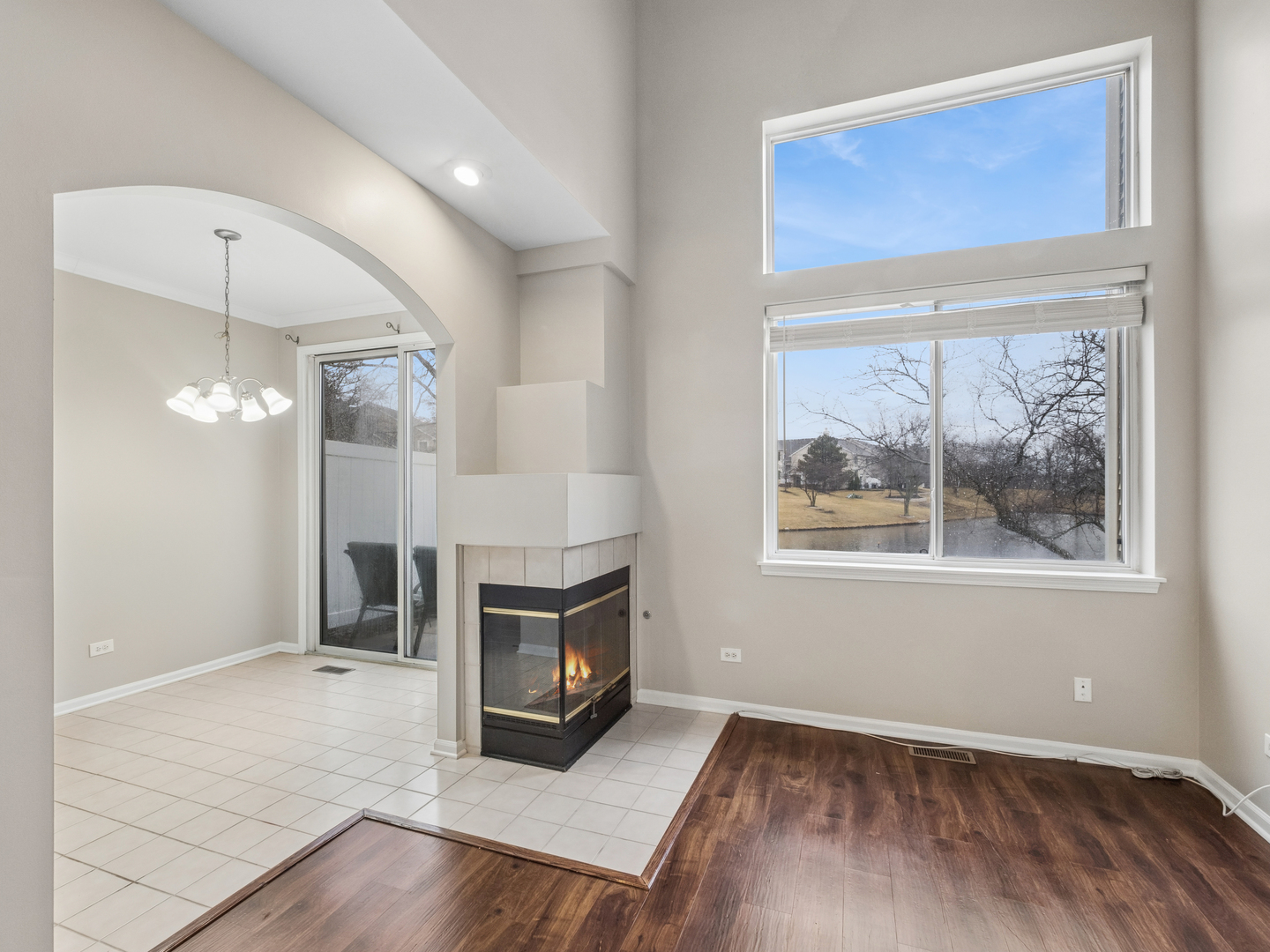 3039 Autumn Lake Drive #3039, Aurora, IL 60504