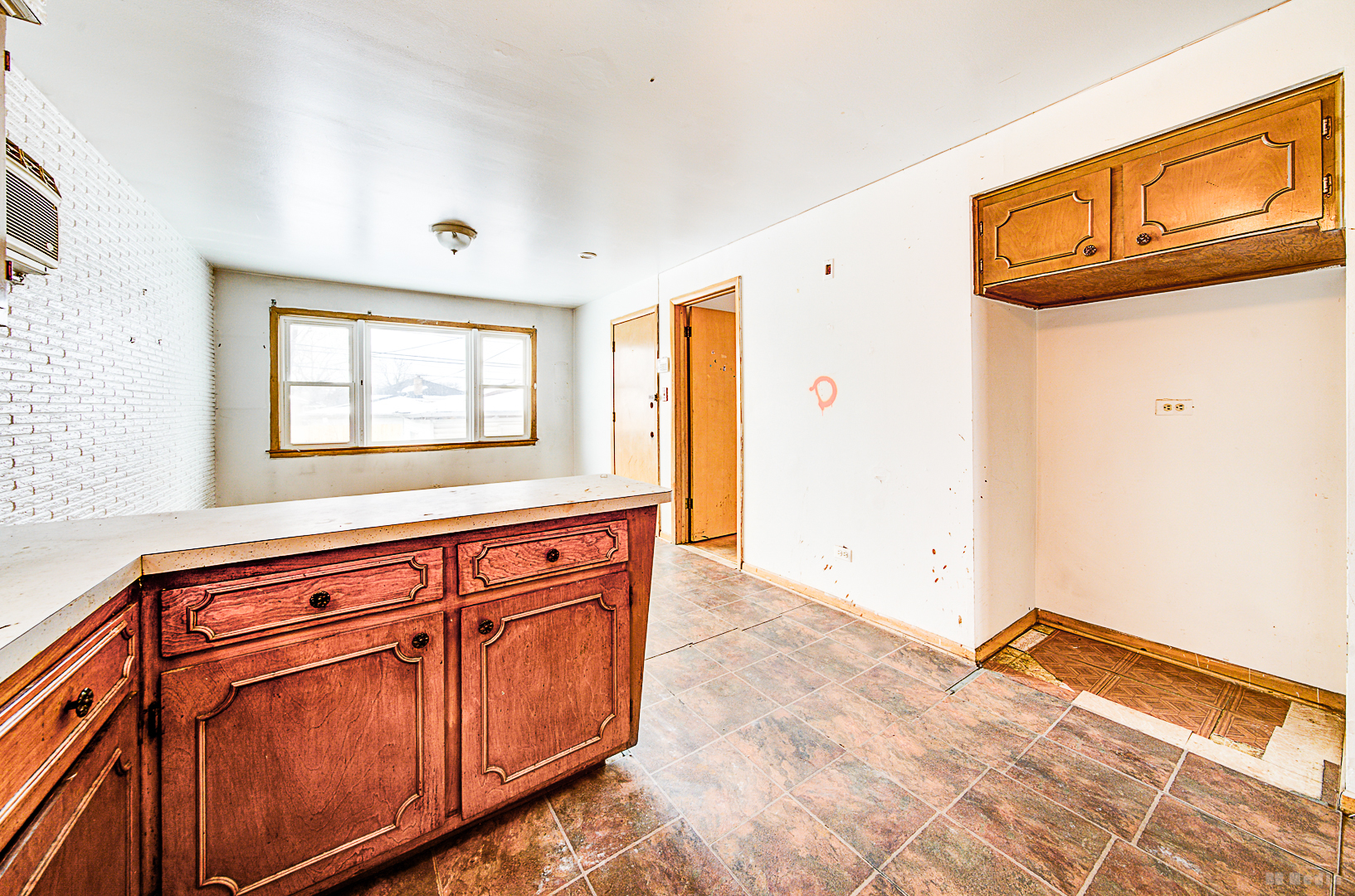 310 Yates Avenue, Calumet City, IL 60409