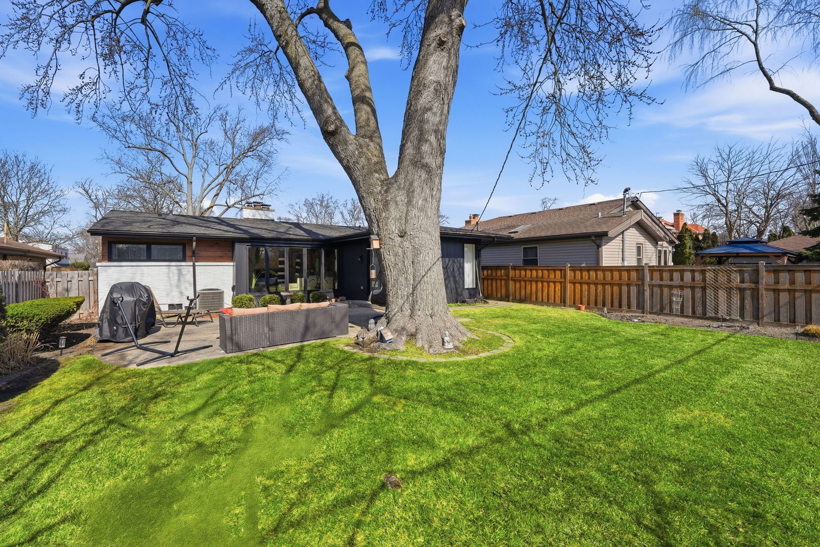 1815 Greendale Avenue, Park Ridge, IL 60068