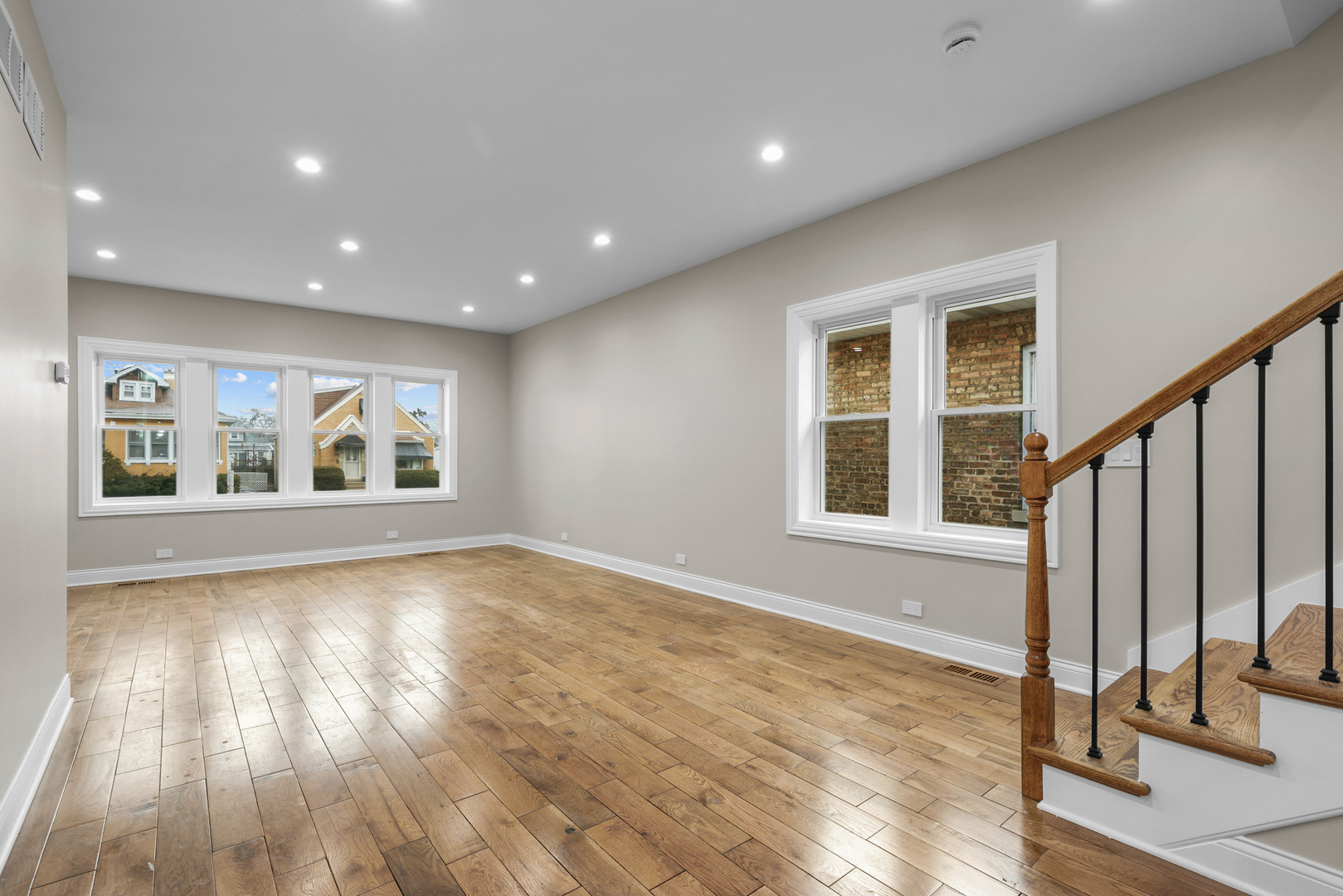 2304 N 76th Court, Elmwood Park, IL 60707