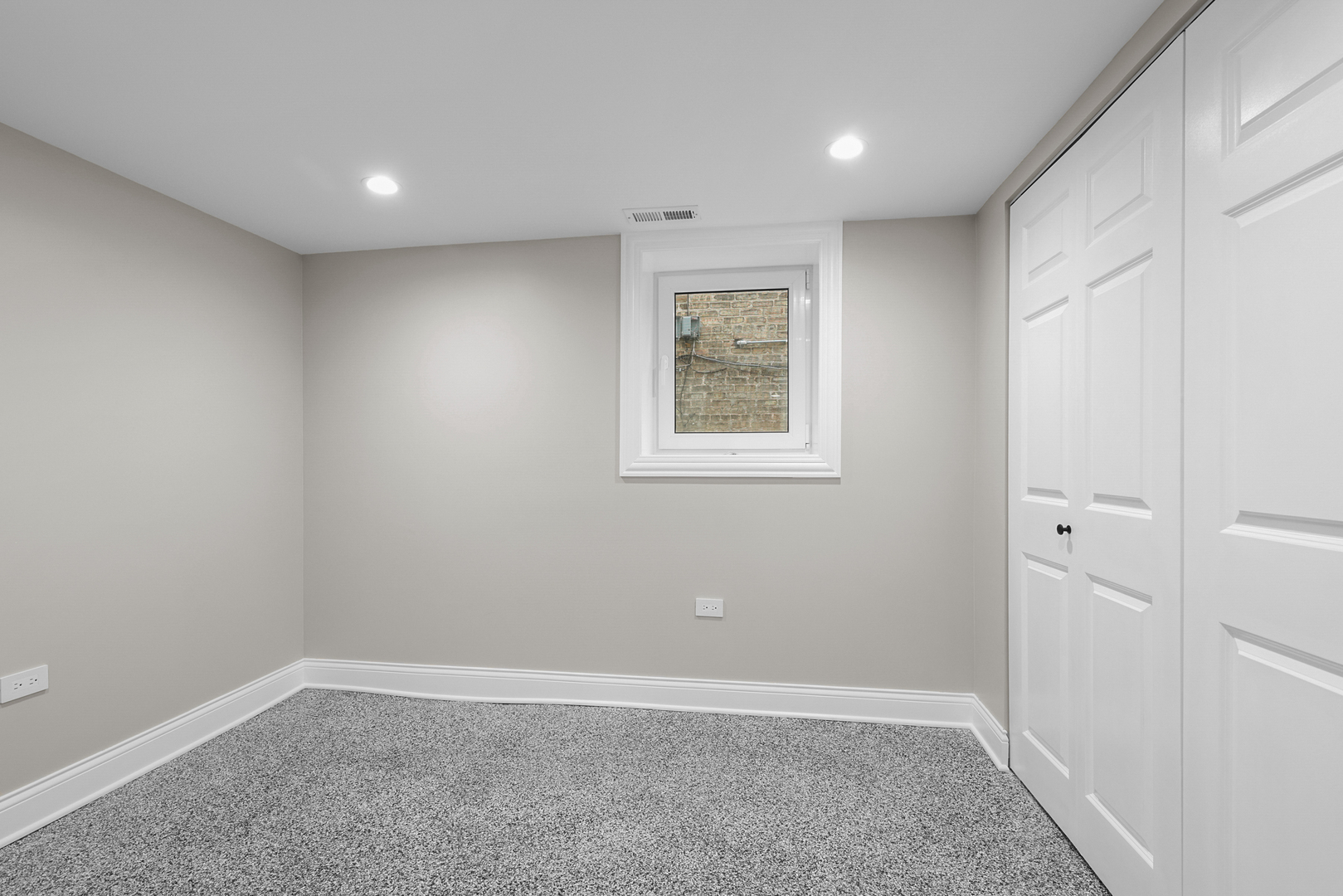 2304 N 76th Court, Elmwood Park, IL 60707