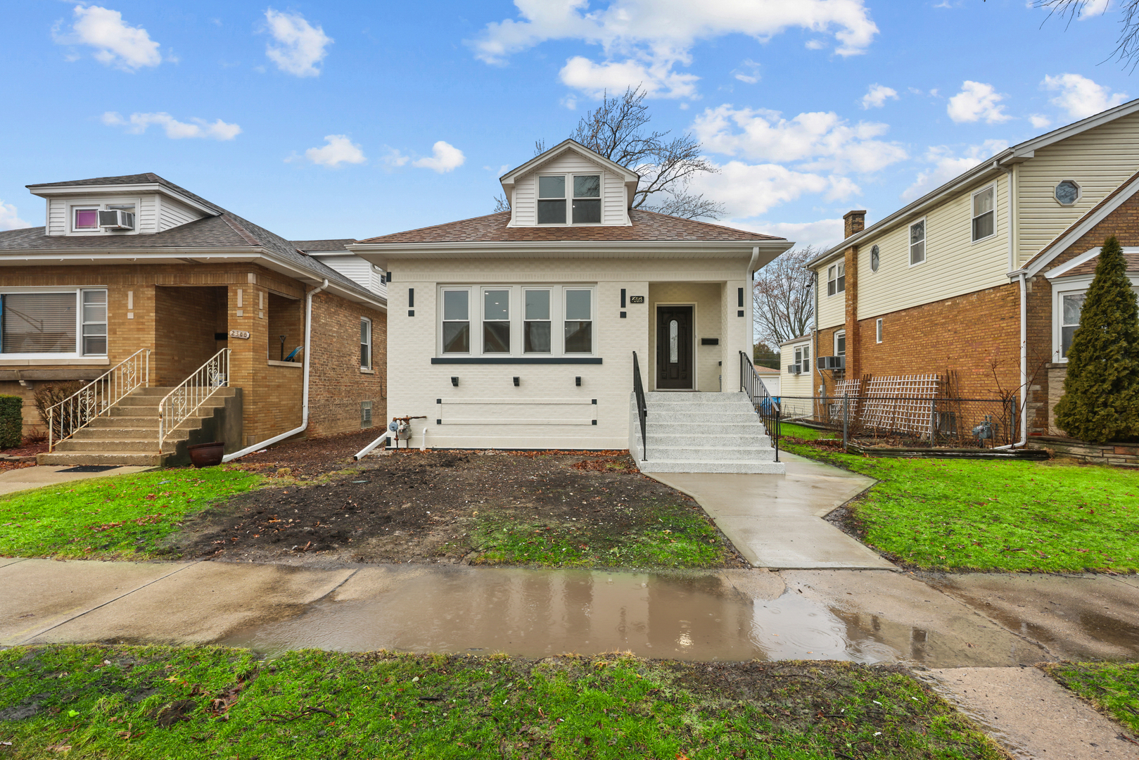 2304 N 76th Court, Elmwood Park, IL 60707