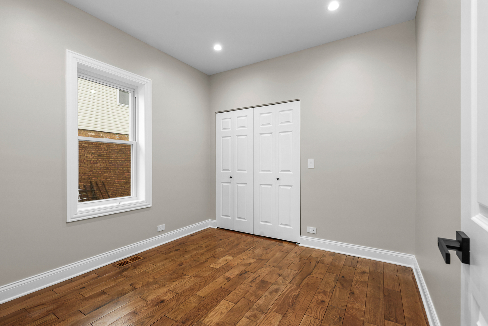 2304 N 76th Court, Elmwood Park, IL 60707