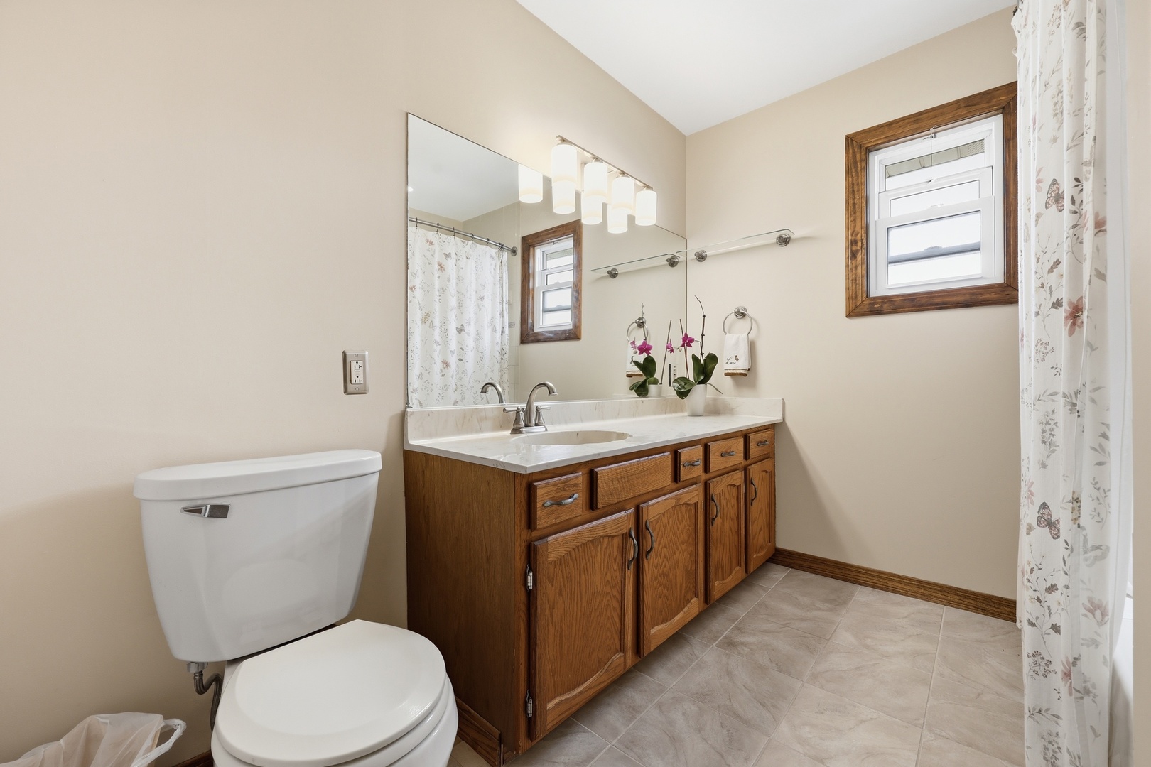 9637 Rutherford Avenue, Oak Lawn, IL 60453