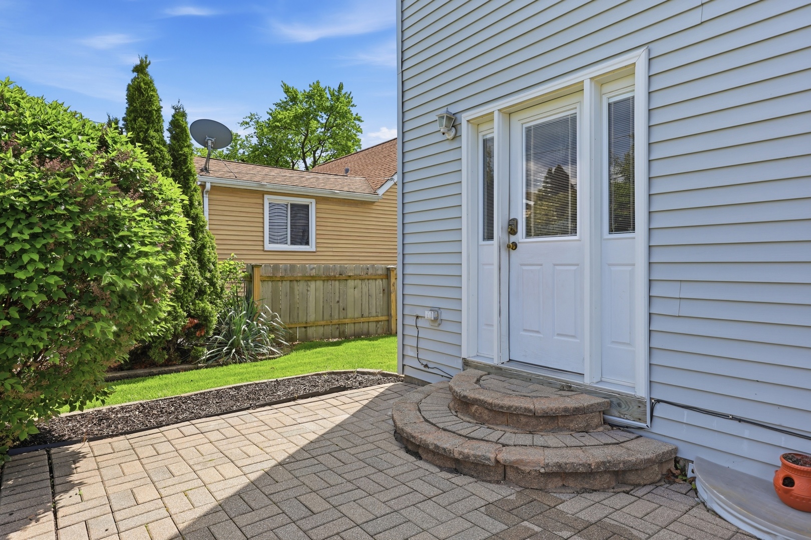 9637 Rutherford Avenue, Oak Lawn, IL 60453